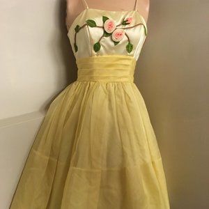 big yellow prom dresses